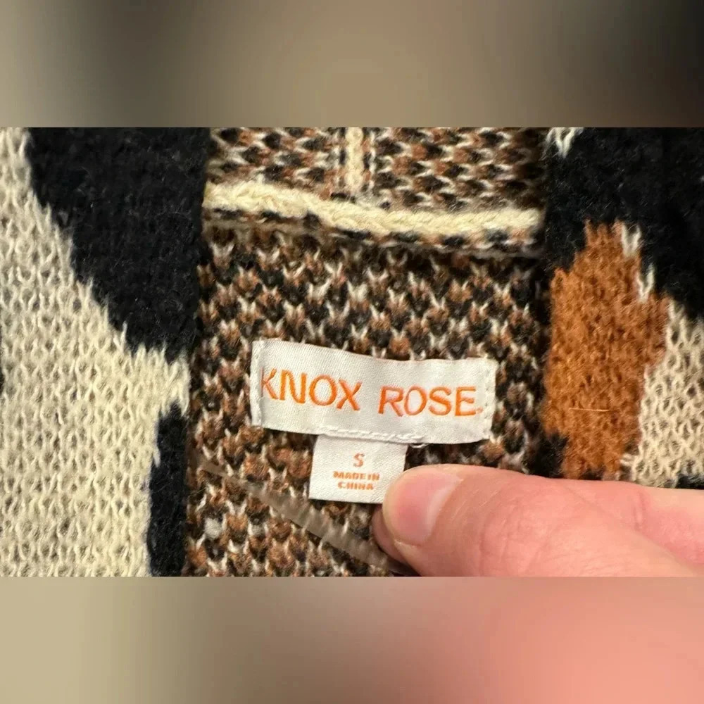 Knox Rose Cardigan - Picture 2 of 3